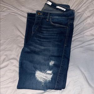 GUESS jeans